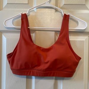 NWOT- P’tula sports bra